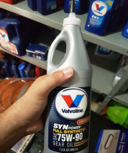 75W140 Vs 75W90 Gear Oil In-depth Comparison